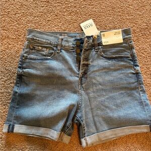 NWT Ana cuffed blue Jean shorts, sz 10 high rise midi